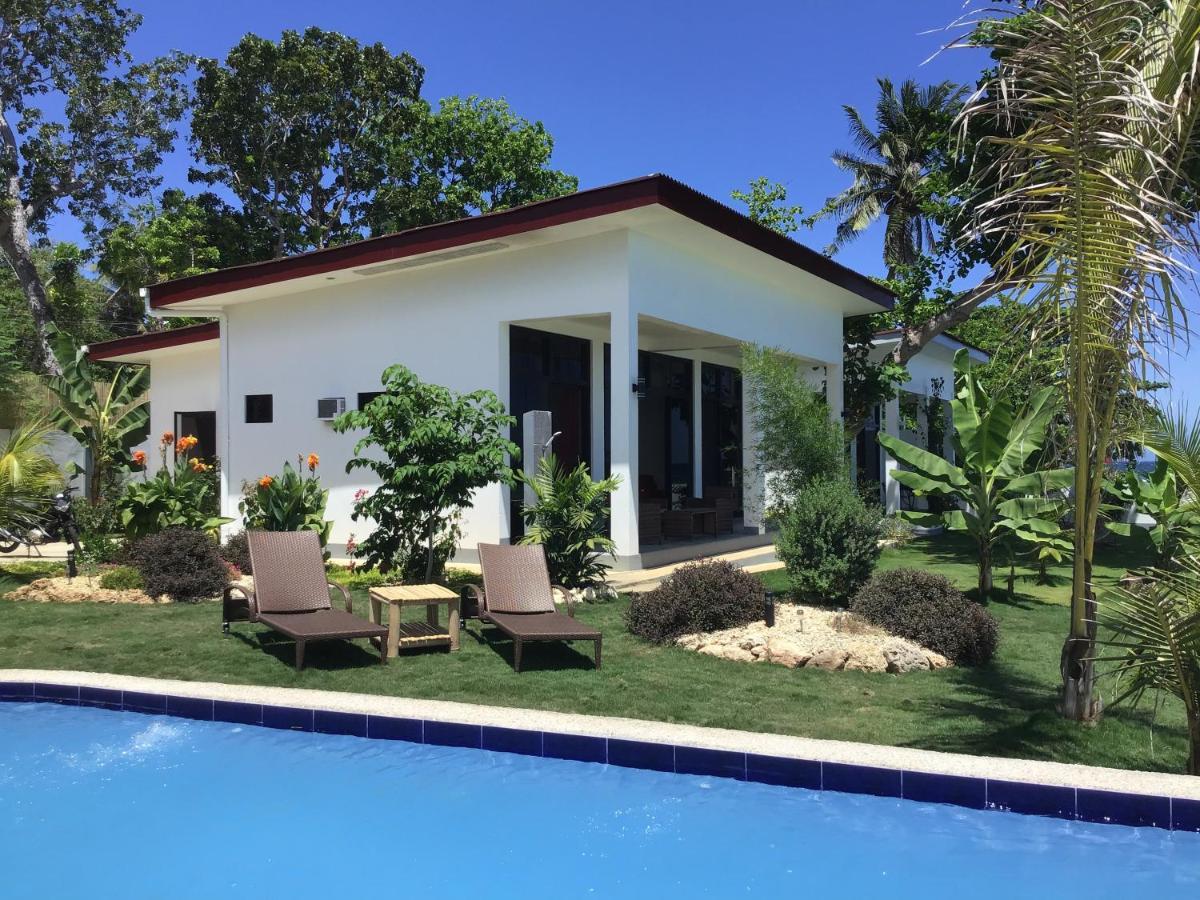 Bamboobeachvilla2 Ac New Oceanfront Pool Sunsetview Garden Kitchen Satellite Starlink Wi-fi Villa Dimiao