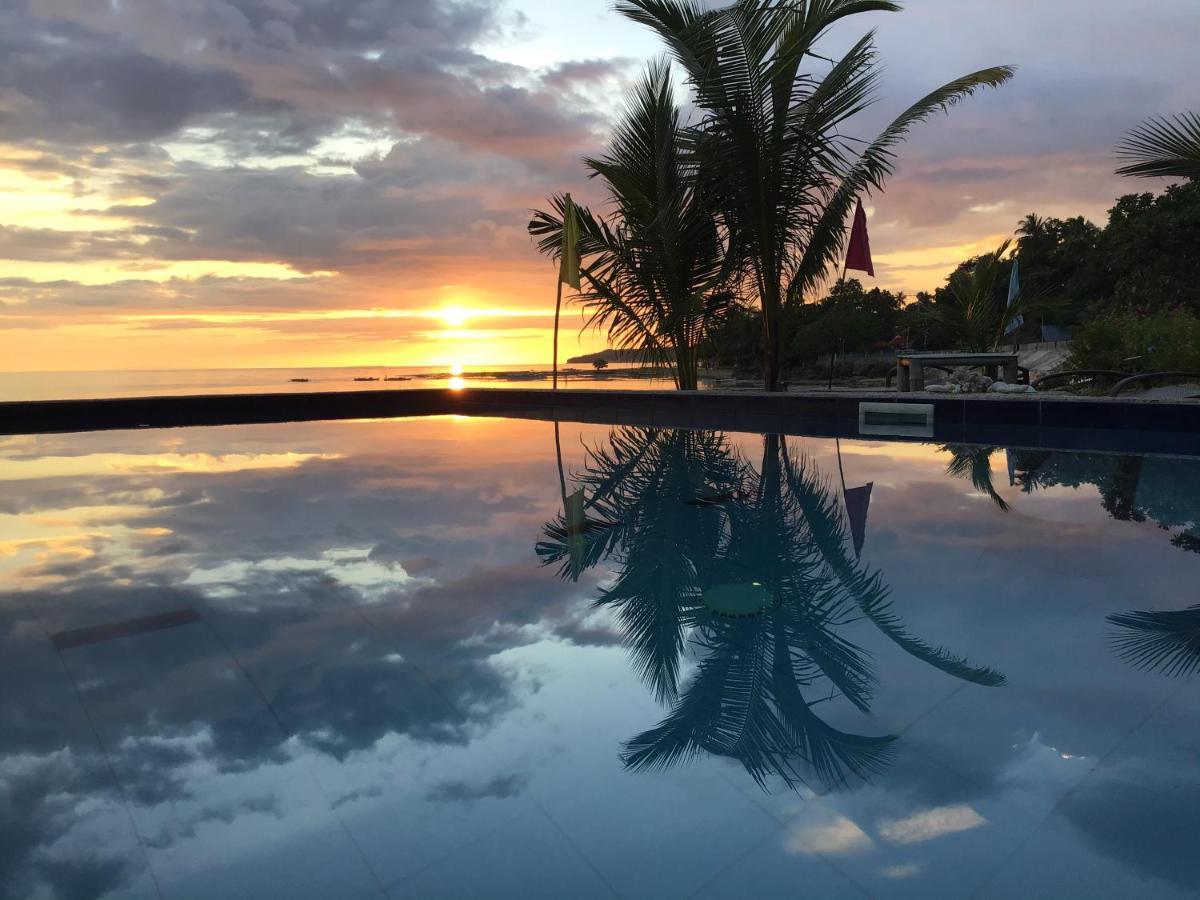 Villa Bamboobeachvilla2 Ac New Oceanfront Pool Sunsetview Garden Kitchen Satellite Starlink Wi-fi *
